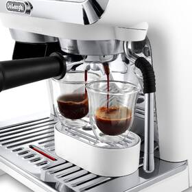 Pákový kávovar De'Longhi EC9155.W 

 obrázek produktu 11 z 15