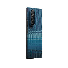 Kryt na mobil Pitaka Ultra-Slim Moonrise na Samsung Galaxy Z Fold7 modrý

 obrázek produktu 2 z 3