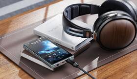 HiFi přenosný digitální přehrávač FiiO JM21 stříbrná barva
