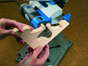 Držák Dremel 26150220JB šedé/modré

 obrázek produktu 2 z 4