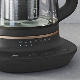 Rychlovarná konvice Electrolux E7GK1-8BP 

 obrázek produktu 3 z 7
