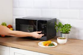 Mikrovlnná trouba Gorenje MO20E1B5 černá

 obrázek produktu 5 z 9