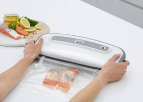 Svářečka fólií FoodSaver FFS014X šedá/bílá

 obrázek produktu 3 z 4