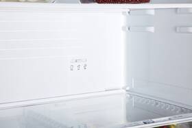Americká lednice Hisense RQ515N4AC2 stříbrná barva
