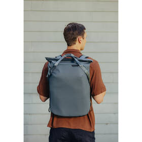 Batoh Peak Design Everyday Totepack 20L (v2) modrá

 obrázek produktu 8 z 9