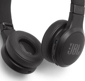 Sluchátka JBL LIVE 400BT černá

 obrázek produktu 7 z 7