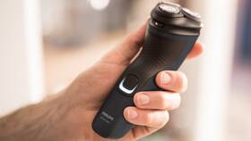 Holicí strojek Philips S1133/41 šedý

 obrázek produktu 6 z 9