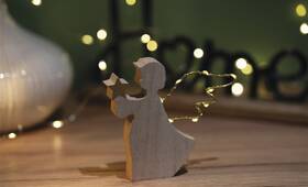 LED dekorace EMOS dřevěný anděl, 13 cm, 8LED, vnitřní, teplá bílá, časovač 

 obrázek produktu 5 z 6