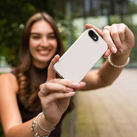Kryt na mobil FIXED ReStory na Apple iPhone 16 Pro šedý

 obrázek produktu 8 z 9