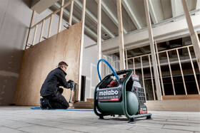 Kompresor Metabo Power 160-5 18 LTX BL (bez baterie) 601521850 

 obrázek produktu 2 z 5