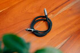 Kabel Verbatim Sync & Charge s displejem USB-C/USB-C 240W 1,2m černý

 obrázek produktu 3 z 4