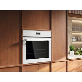 Trouba Electrolux LOE8F38V bílá

 obrázek produktu 4 z 7