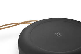 Přenosný reproduktor Bang & Olufsen Beosound A1 (2nd Gen) černá barva
