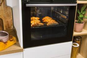 Trouba Gorenje GBF22ILPMF ExtraSteam černá/sklo

 obrázek produktu 8 z 11