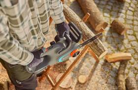 Řetězová pila Gardena PowerSaw 250/18V P4A (bez baterie) 

 obrázek produktu 5 z 5