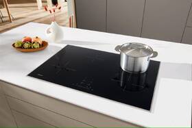 Indukční varná deska Miele KM 7373 FR černá

 obrázek produktu 2 z 3