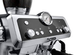 Espresso De'Longhi EC9335.M 

 obrázek produktu 8 z 34