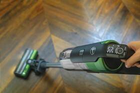 Tyčový vysavač Hoover HF920P 011 
