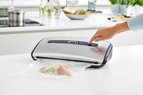 Svářečka fólií FoodSaver FFS016X stříbrná

 obrázek produktu 6 z 6