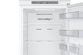Chladnička s mrazničkou Samsung BRB70F30BES0EO bílé

 obrázek produktu 2 z 16