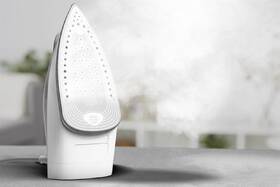 Žehlička Tefal FV2863E1 
