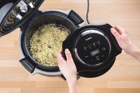 Poklice Tefal multifunkční EY150830 Extra Crisp Lid černá

 obrázek produktu 9 z 23