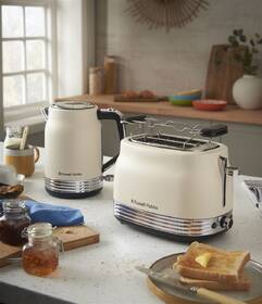 Rychlovarná konvice RUSSELL HOBBS 28640-70 Hanley Jasmine krémová

 obrázek produktu 15 z 18