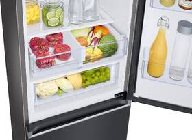 Chladnička s mrazničkou Samsung RB34C605CB1/EF černá

 obrázek produktu 6 z 9