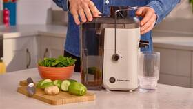 Odšťavňovač RUSSELL HOBBS Juice Luxe Stone 28770-56 béžový

 obrázek produktu 10 z 21