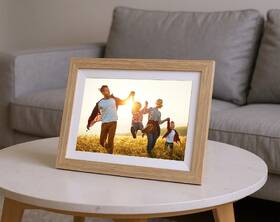 Elektronický fotorámeček Rollei Smart Frame WiFi 103SV hnědý

 obrázek produktu 9 z 10