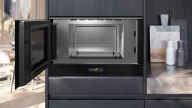 Mikrovlnná trouba Siemens BE732L1B1 černá

 obrázek produktu 1 z 9