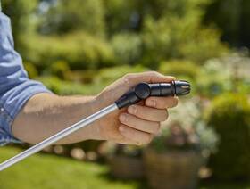 Postřikovač Gardena 970477201 5l (s baterií) 

 obrázek produktu 2 z 3