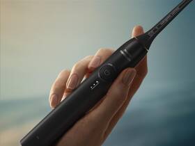Zubní kartáček Philips HX4033/32 černý

 obrázek produktu 14 z 20