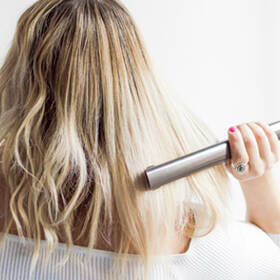 Žehlička na vlasy Revlon Salon Straight Copper Smooth Styler RVST2175E 

 obrázek produktu 9 z 12