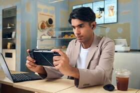 Herní konzole Asus ROG Xbox Ally X (2025) RC73XA + Game Pass Ultimate předplatné na 3 měsíce černá barva
