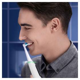 Set zubních kartáčků Oral-B Duo Pack White 

 obrázek produktu 4 z 9