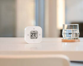 Bezdrátová termohlavice Eve Thermo + Thermo Control (Matter) bílá

 obrázek produktu 7 z 7