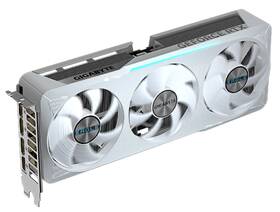 Grafická karta GIGABYTE GeForce RTX 5070 EAGLE OC ICE SFF 12G 

 obrázek produktu 3 z 9