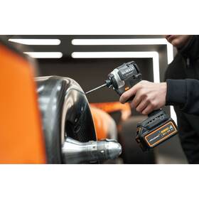 Utahovák rázový Dewalt DCF85MM1T-QW (s baterií) 

 obrázek produktu 8 z 11