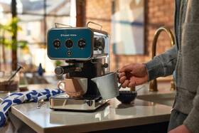 Espresso RUSSELL HOBBS 26451-56 Distinctions Ocean Blue 

 obrázek produktu 13 z 13
