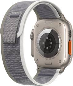 Chytré hodinky Apple GPS + Cellular, 49mm pouzdro z titanu - zeleno-šedý trailový tah - M/L 

 obrázek produktu 2 z 8