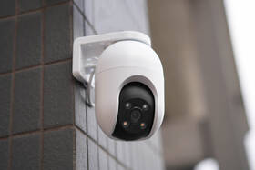 IP kamera EZVIZ C8c 4Mp bílá barva
