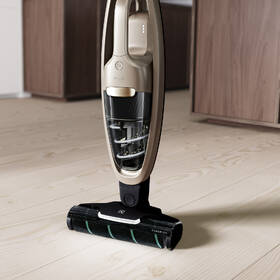Tyčový vysavač Electrolux WQ71-P52SS 

