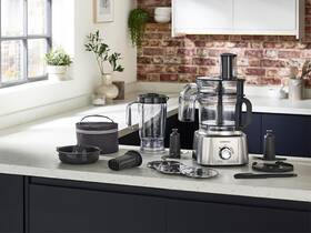 Kuchyňský robot KENWOOD FDP65820SI stříbrná barva
