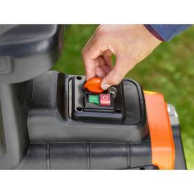 Drtič zahradního odpadu Black-Decker BEGAS5800-QS 2800W 

 obrázek produktu 4 z 4