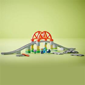 Stavebnice LEGO® DUPLO® 10426 Železniční most a koleje – rozšiřující sada 

 obrázek produktu 4 z 9