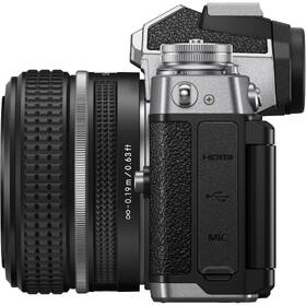 Digitální fotoaparát Nikon Z fc + 28 SE 

 obrázek produktu 6 z 19