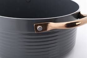 Kastrol s poklicí Lamart LT1241 Orro, 24 cm černý

 obrázek produktu 9 z 10