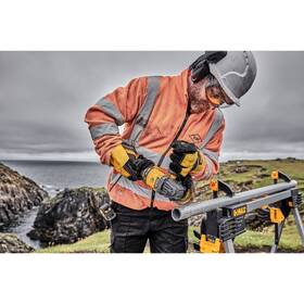 Úhlová bruska akumulátorová Dewalt DCG418X2 (s baterií) 

 obrázek produktu 2 z 4