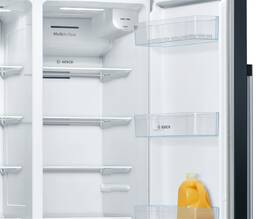 Americká lednice Bosch KAD93VBFP černá barva
